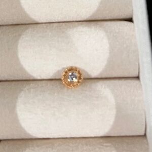 4mm stud- BVLA piercing